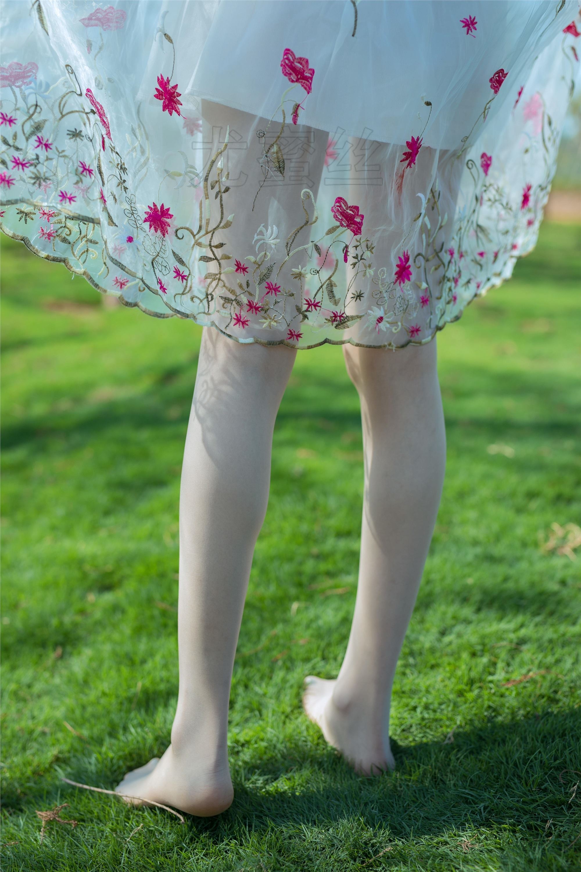 尤蜜丝 穿搭写真 NO.004